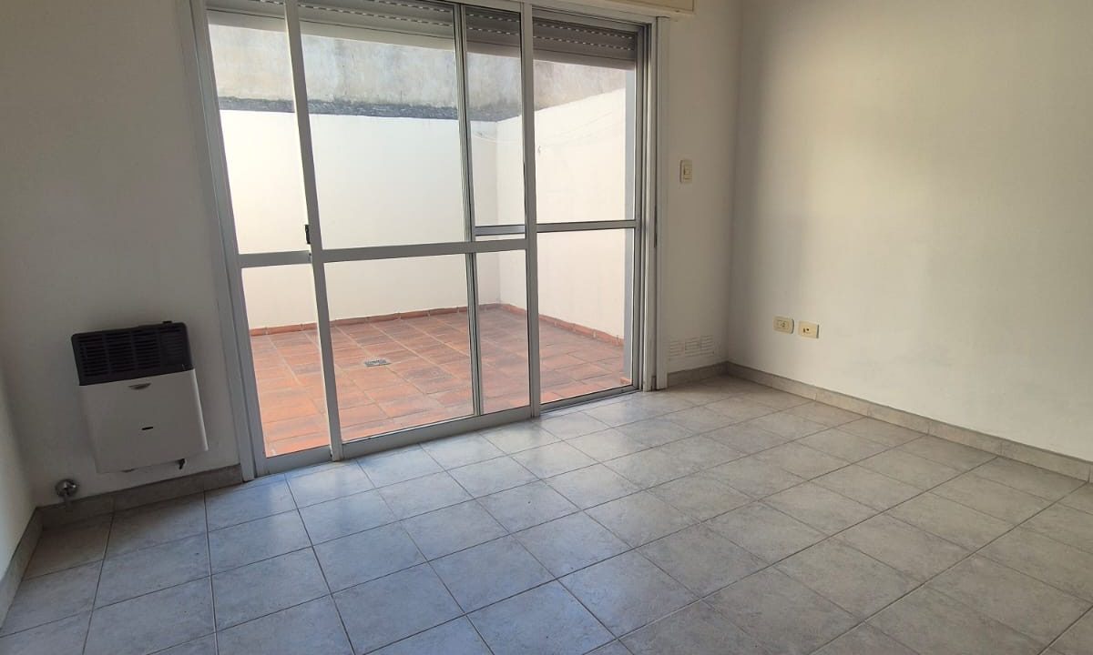 24a69ee3-5c2f-453c-a448-4d9987f12244