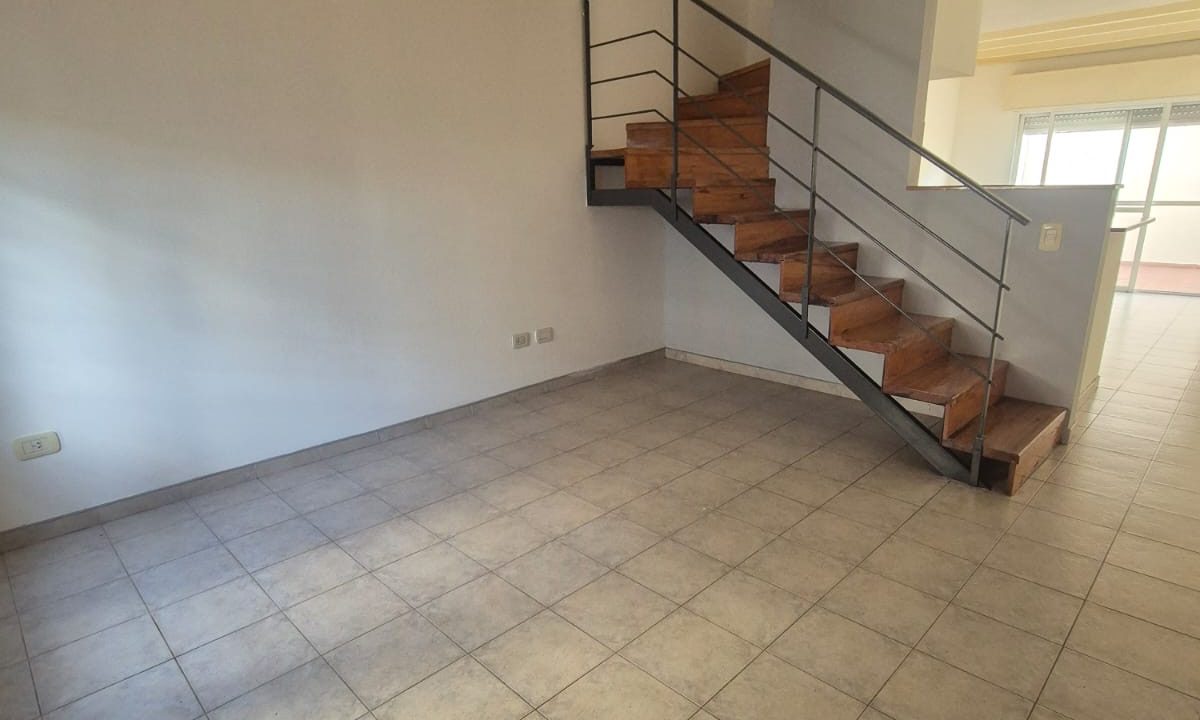 28715851-4ee5-4588-ad04-8cf461e47950